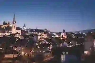 LG 울트라기어 34GS95QE: 34인치 게이밍 모니터, 압도적인 몰입감을 선사하다!